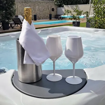 Suite L'Inattendu Avec Spa Privatif Et Espace Bien-Etre. Moussan Exterior foto