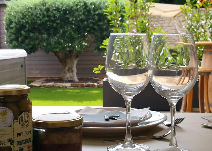 Suite L\'Inattendu Avec Spa Privatif Et Espace Bien-Etre.